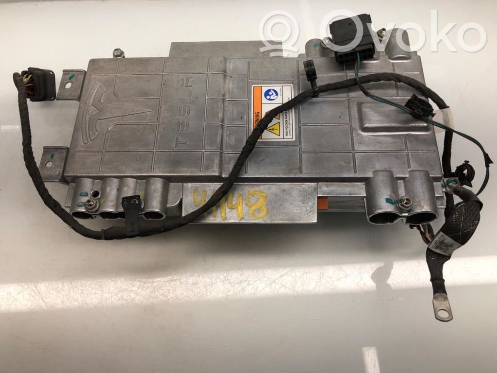 Tesla Model S Caja de conexiones de alto voltaje 