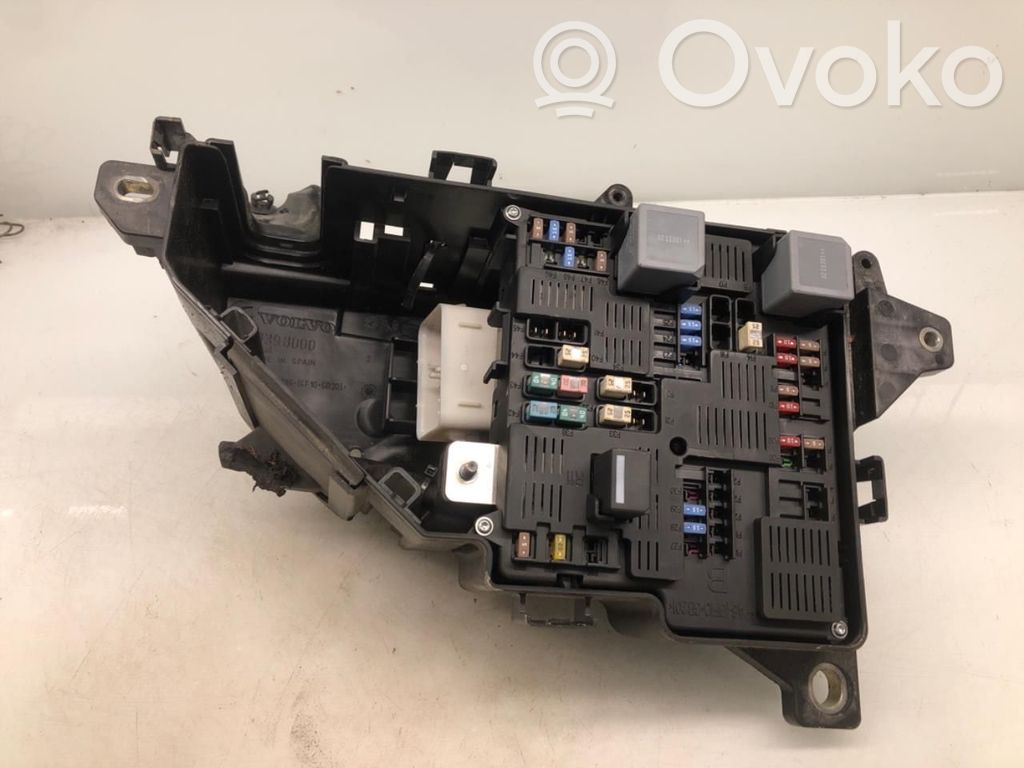 Volvo S90, V90 Juego de caja de fusibles 