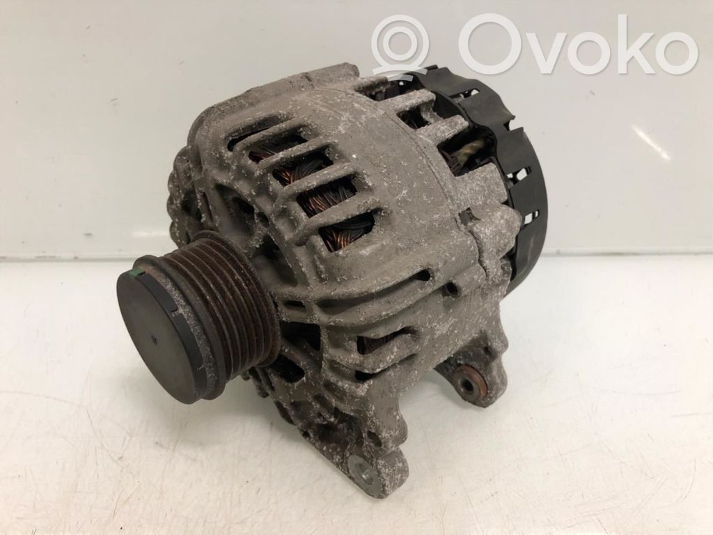 Audi A4 S4 B9 Ģenerators 
