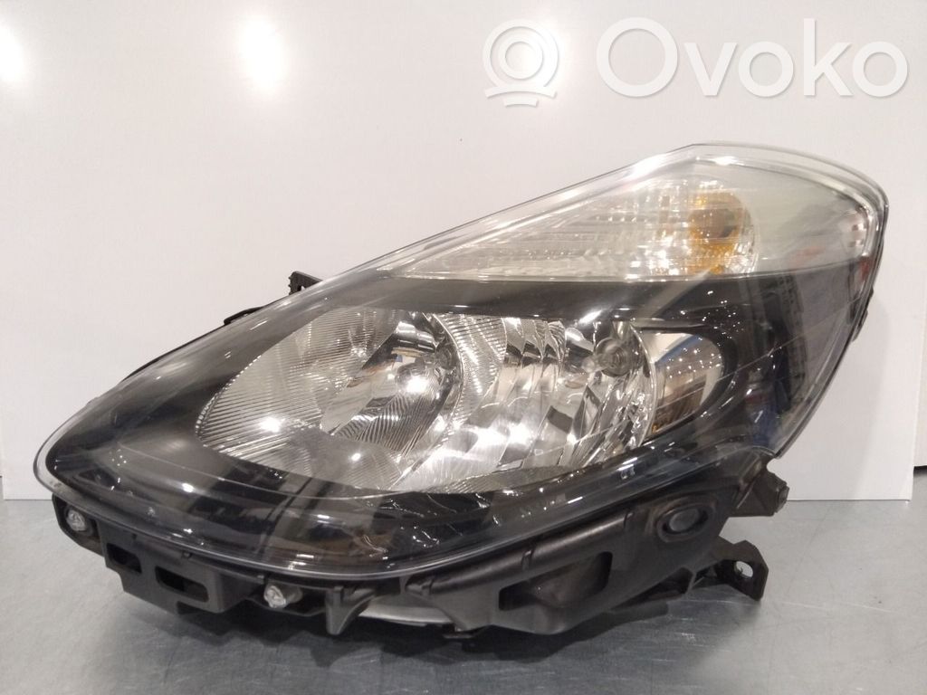 Renault Clio III Lampa przednia 