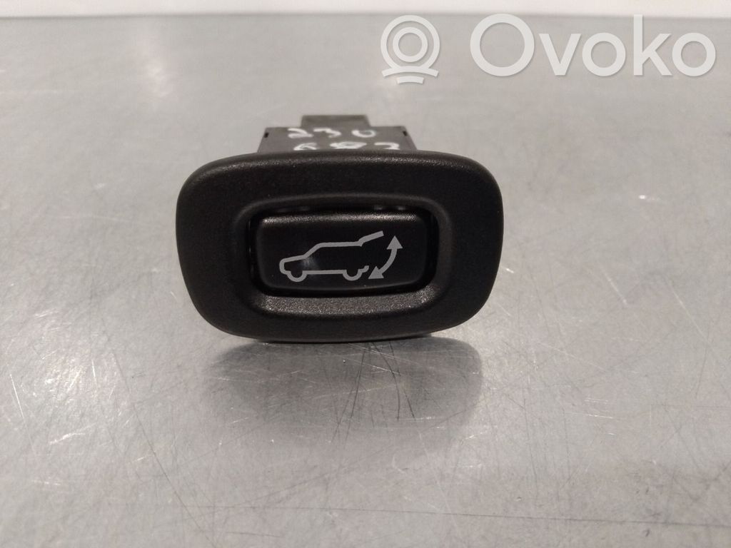 Mitsubishi Outlander Tailgate opening switch 