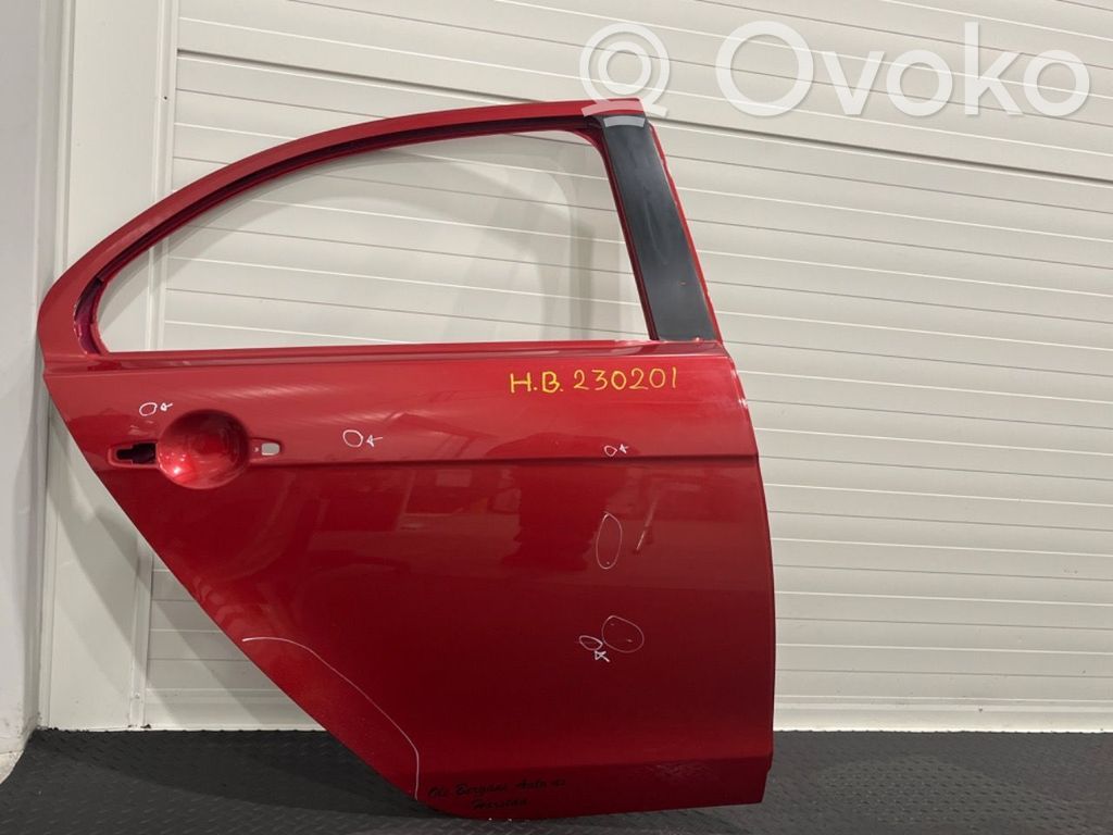Mitsubishi Lancer VIII Galinės durys 