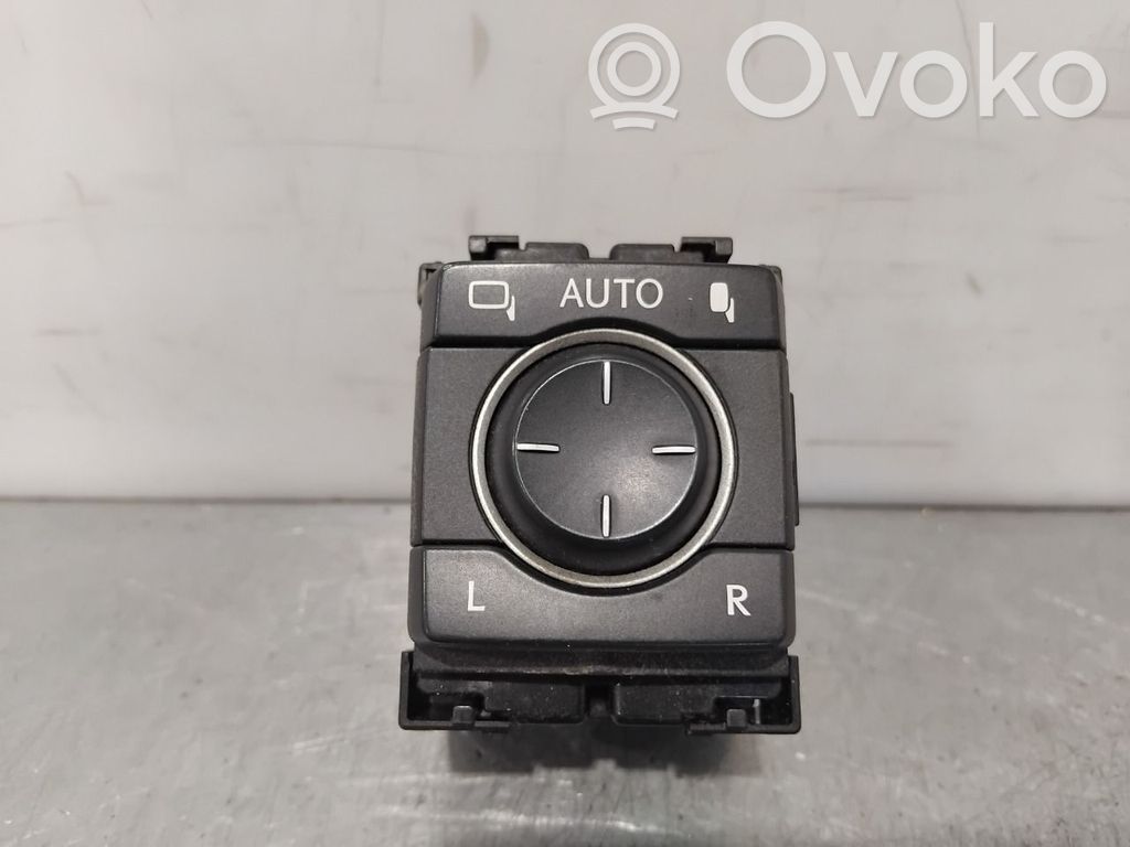 Lexus NX Electric window control switch 