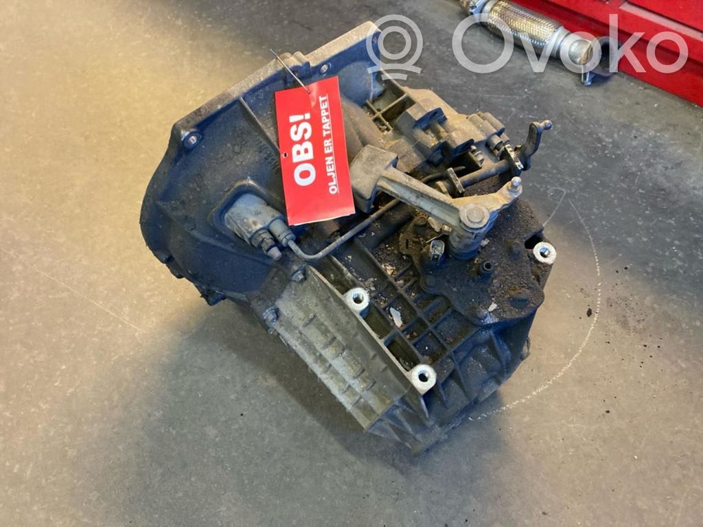 Volvo V50 Manualna 5-biegowa skrzynia biegów 