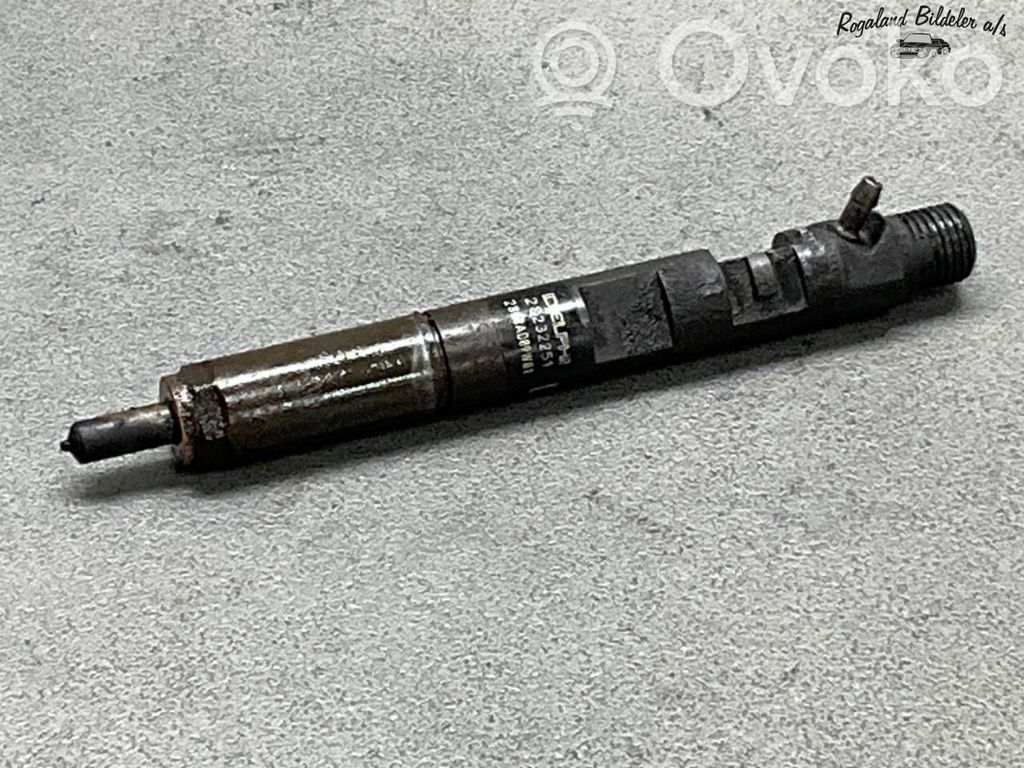 Renault Clio III Injector combustibil 