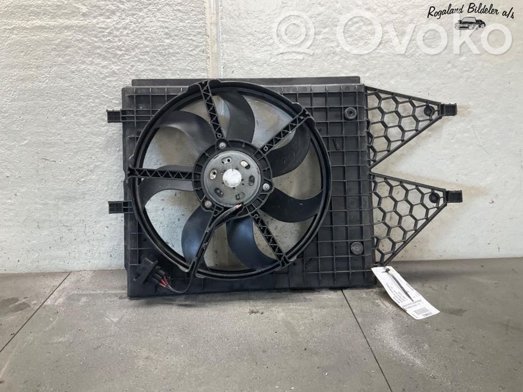 Volkswagen Polo V 6R Suport ventilator radiator 