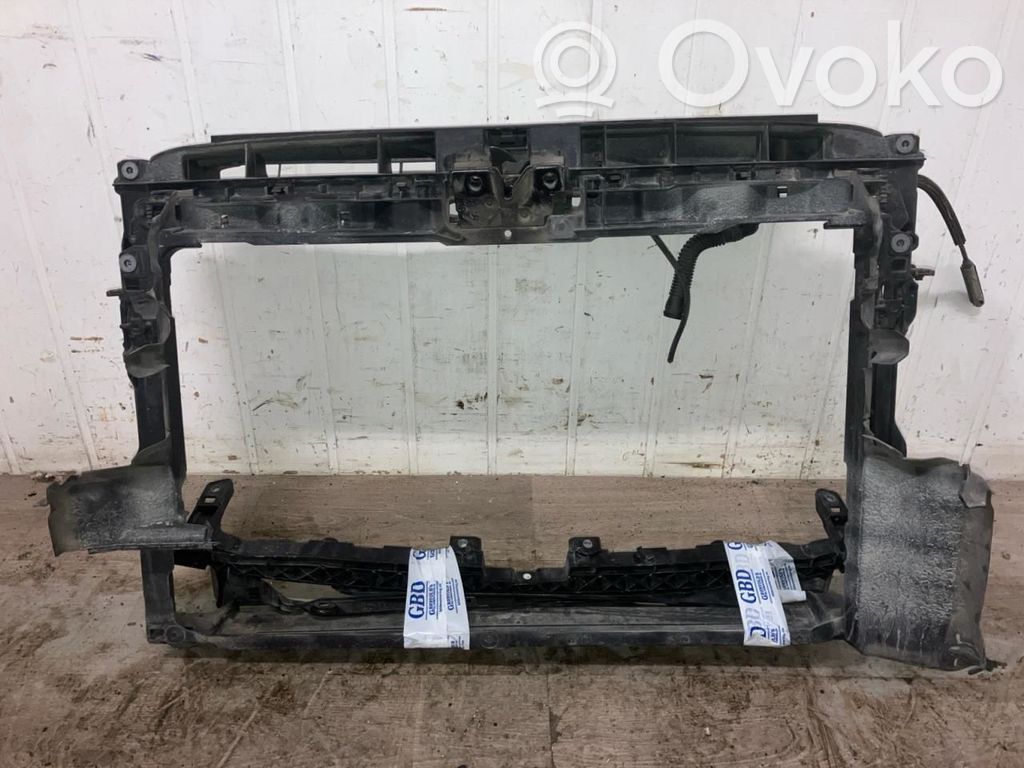 Volkswagen Golf VII Radiatoru panelis 