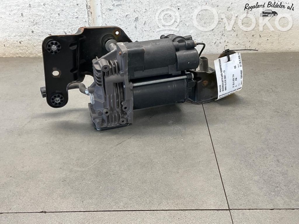 BMW X5 E70 Compresor/pompă suspensie pneumatică 