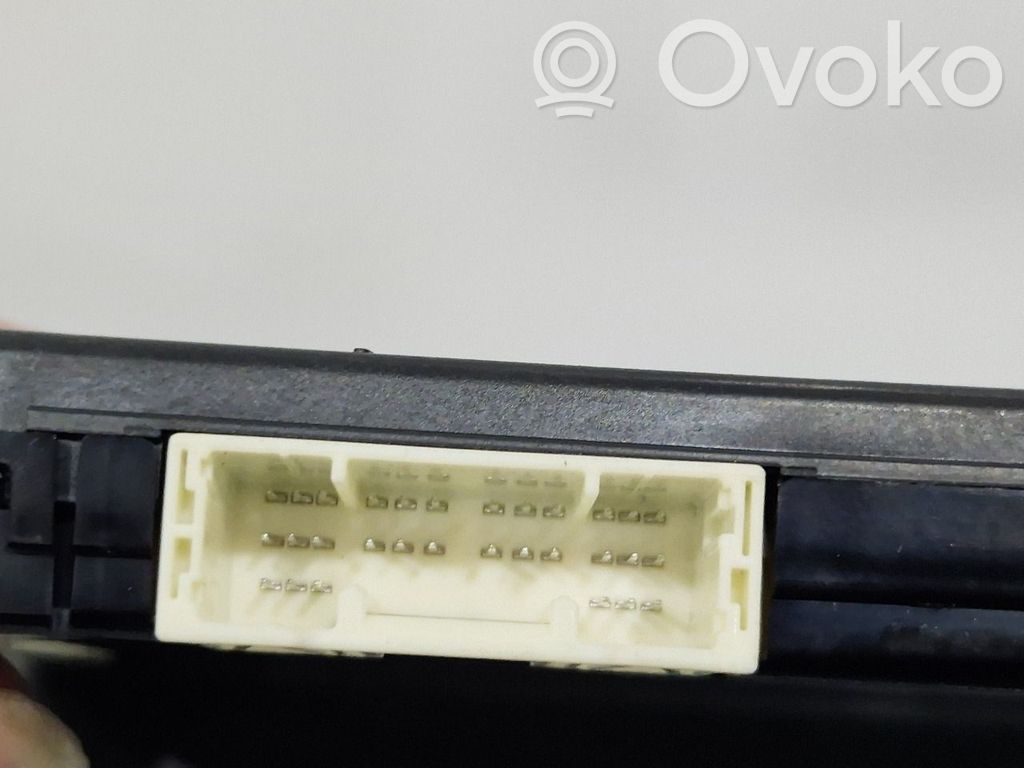 Toyota Auris 150 Modul de control caroserie central 