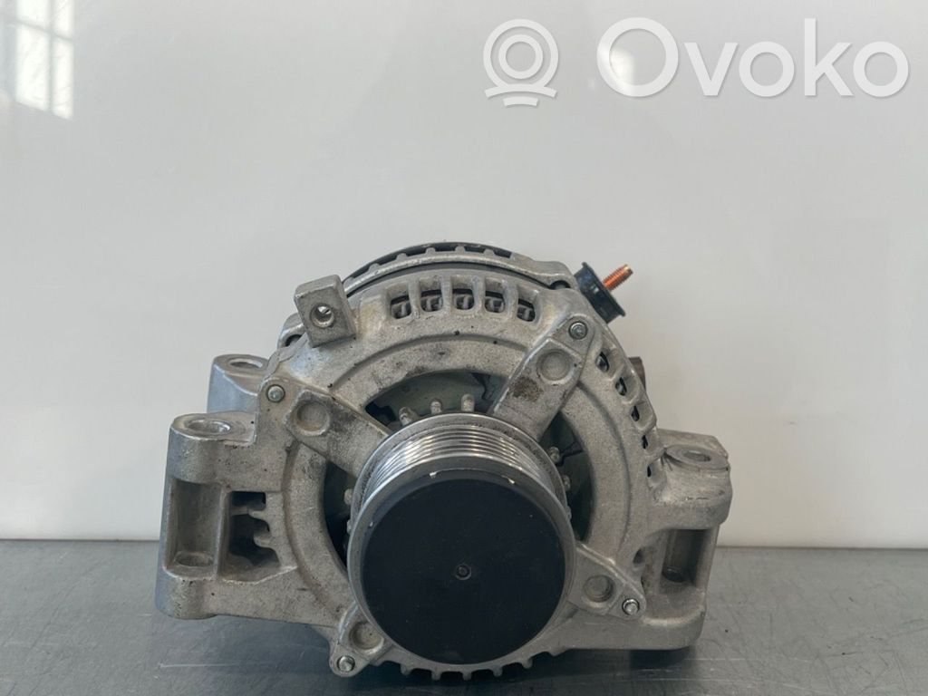 Toyota Avensis T270 Alternator 