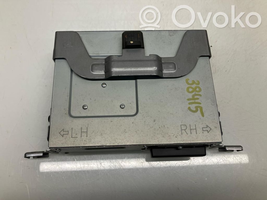 Mazda CX-30 Radio/CD/DVD/GPS head unit 