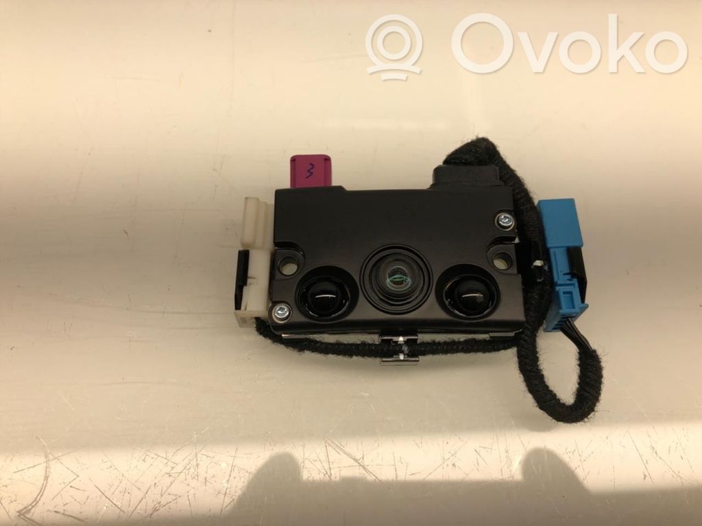 Tesla Model 3 Windshield/windscreen camera 