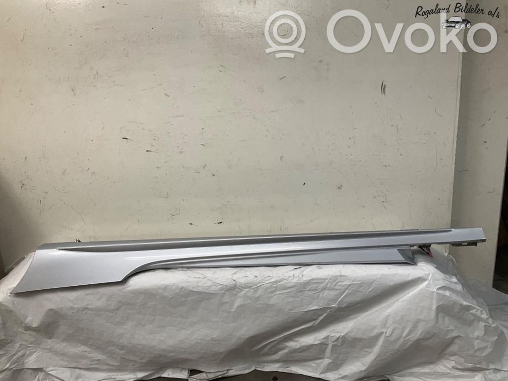 Próg   A2056980100,A2056980100,A2056980100,A2056980100