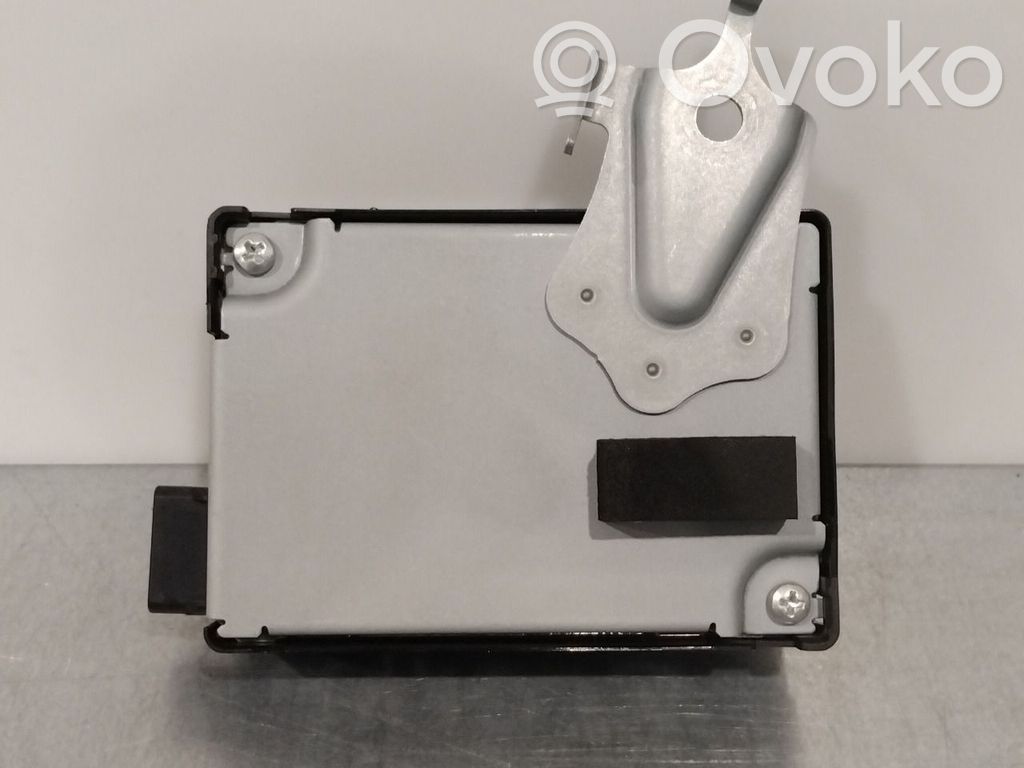Toyota RAV 4 (XA40) Autres unités de commande / modules 