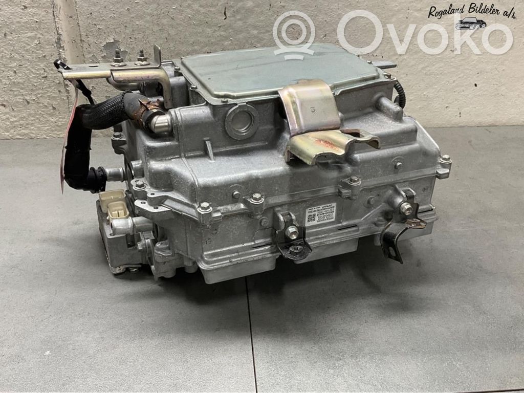 Inversor/convertidor de voltaje   G92A042050,G92A042050,G92A042050,G92A042050
