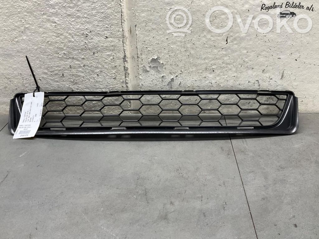 Volvo C30 Front grill 