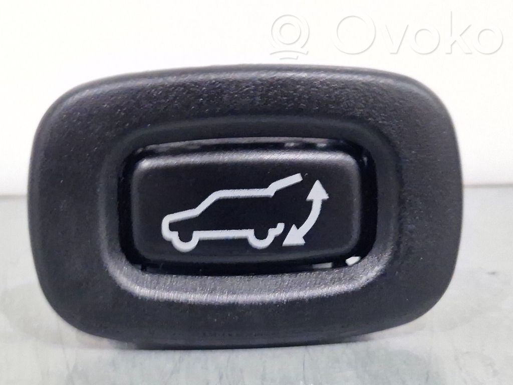 Mitsubishi Outlander Tailgate opening switch 