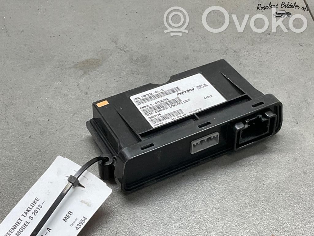 Moduł / Sterownik szyberdachu   100751200A,100751200A,100751200A,100751200A