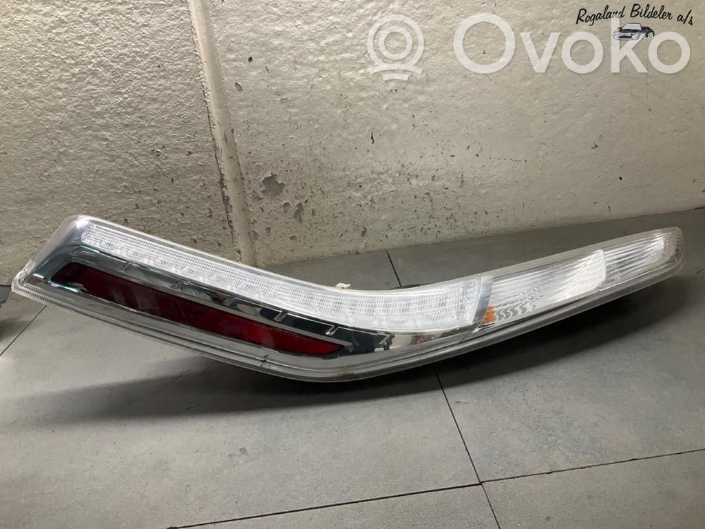 Nissan Leaf I (ZE0) Lampa tylna 