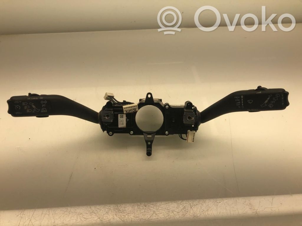 Volkswagen Caddy Interruptor de control multifunción 