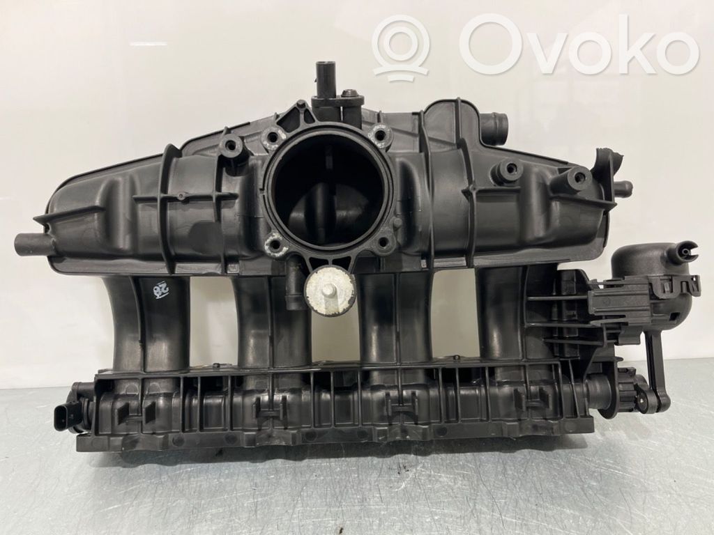 Audi A5 8T 8F Kolektor ssący 