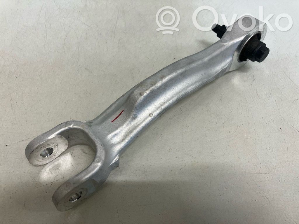Brazo de suspensión trasero   128842700A,118842700B,118842700B,128842700A