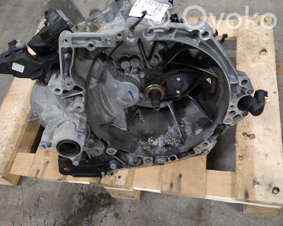 Citroen Berlingo Cutie viteze manuală cu 6 trepte 