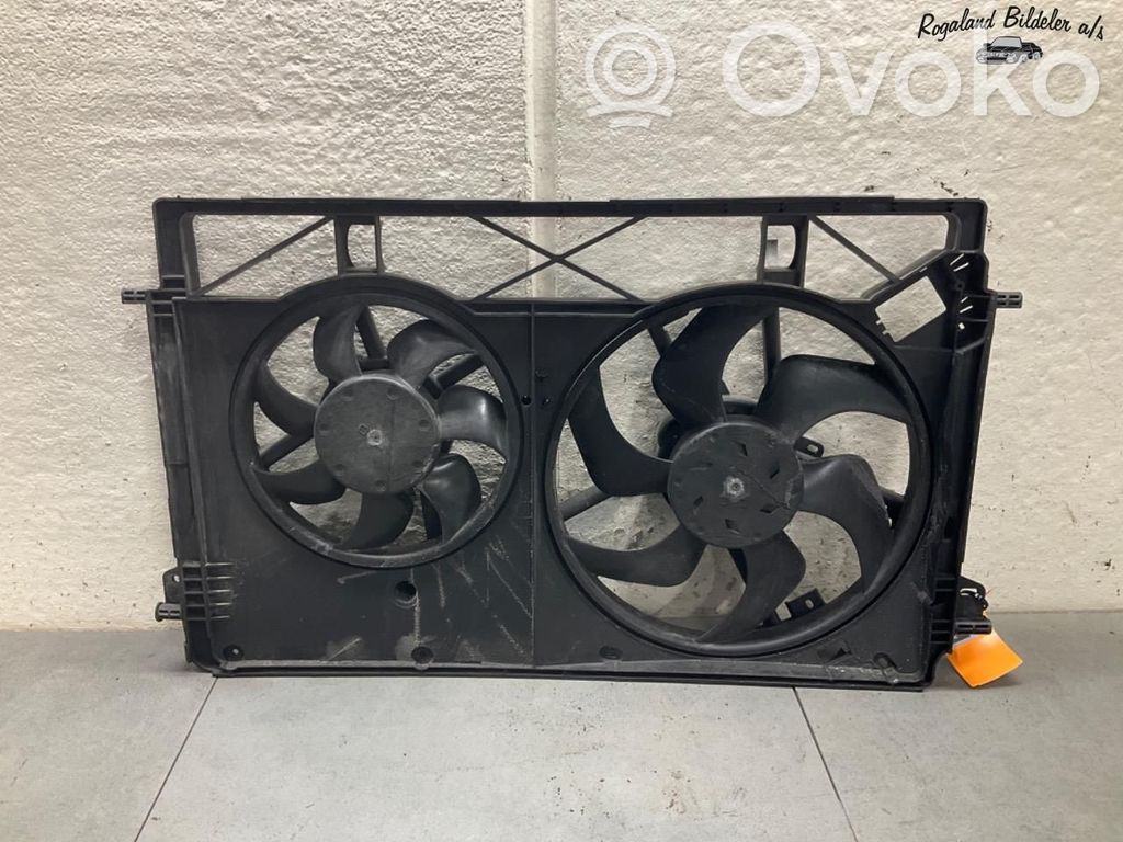 Opel Vivaro Suport ventilator radiator 