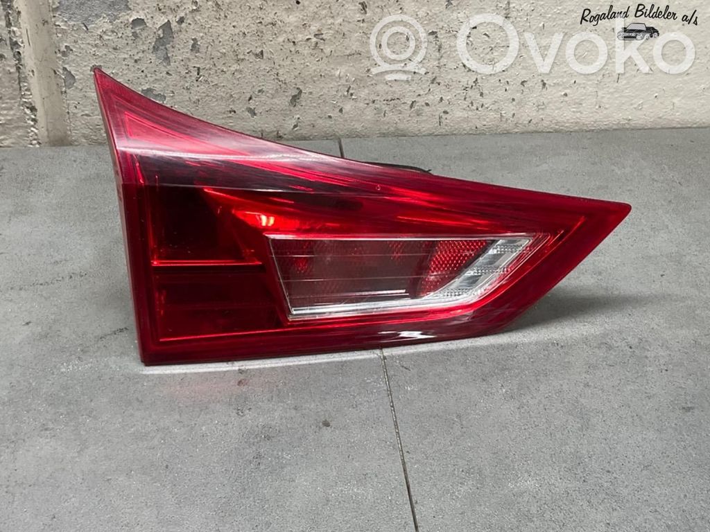 Toyota Auris E180 Luci posteriori