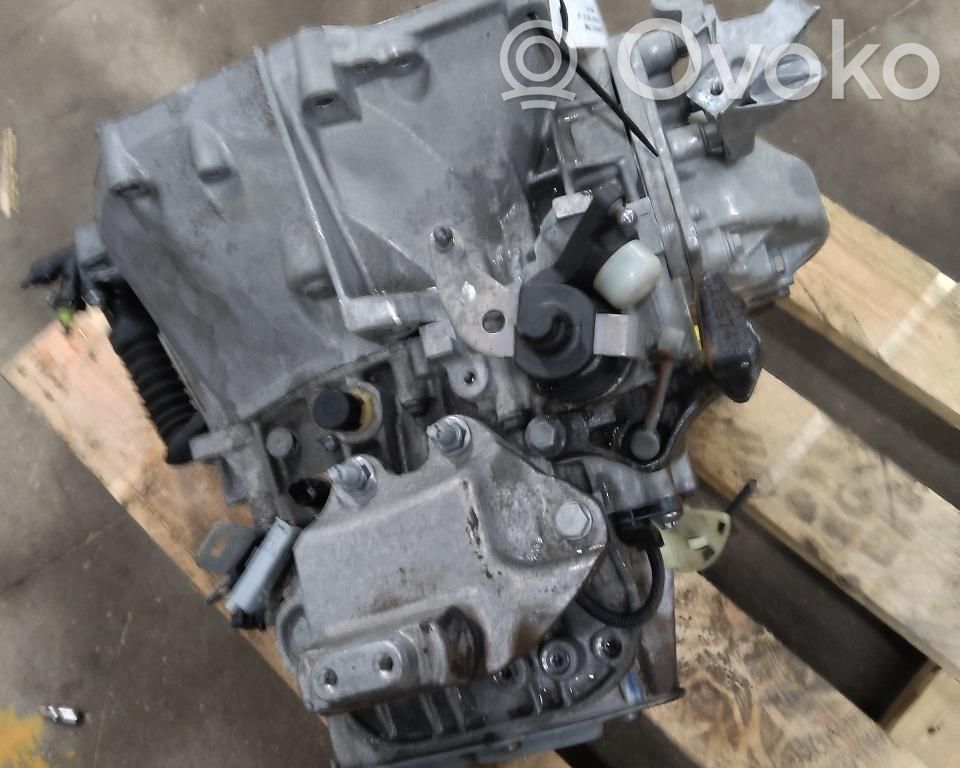 Peugeot 5008 II Cutie viteze manuală cu 6 trepte 