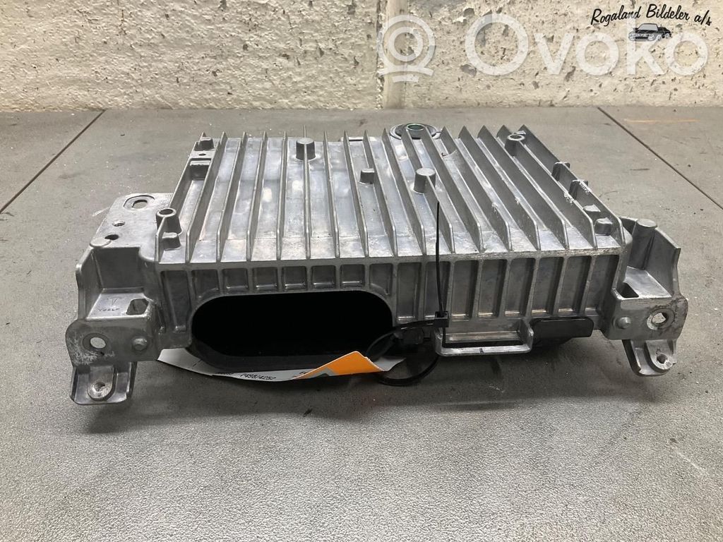 Tesla Model 3 Other control units/modules 