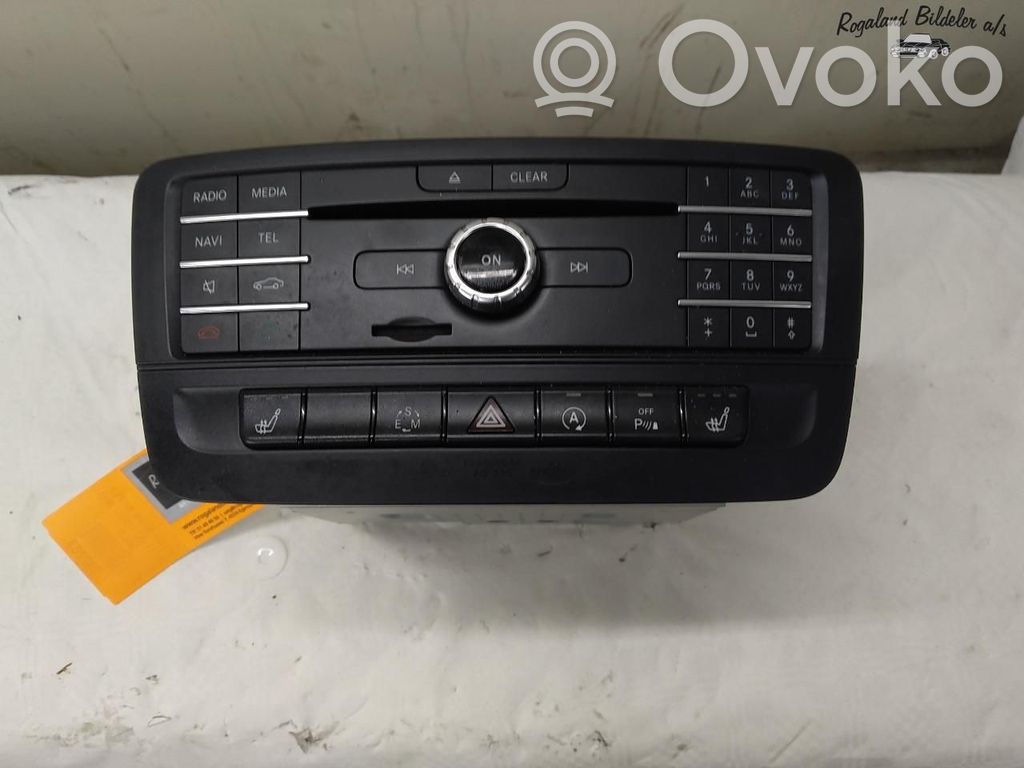 Mercedes-Benz CLA C117 X117 W117 Panel / Radioodtwarzacz CD/DVD/GPS 