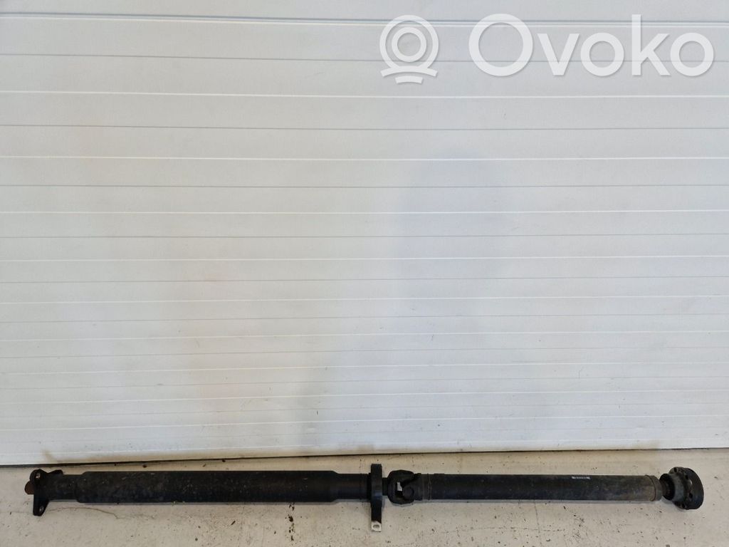 BMW 5 E60 E61 Kardanas komplekte 