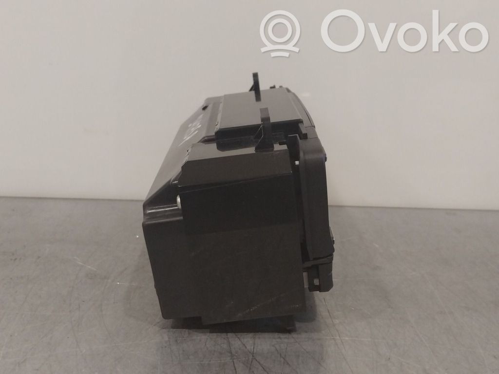 Honda Civic IX Climate control/heater control trim 