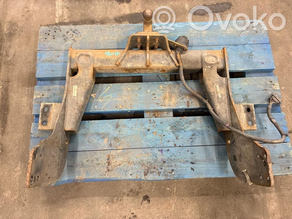 Vetokoukku   2469951,MK3119D520GA,BK3119D520FB,2469951,BK3119D520FB,MK3119D520GA