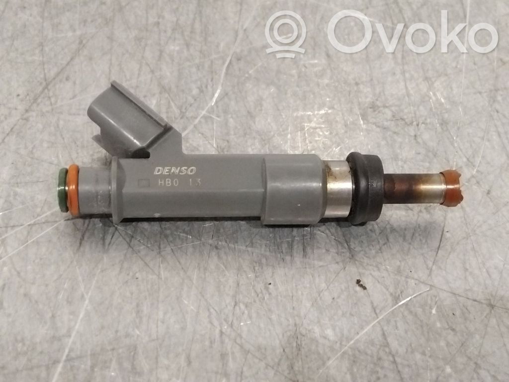 Toyota C-HR I Inyector de combustible 