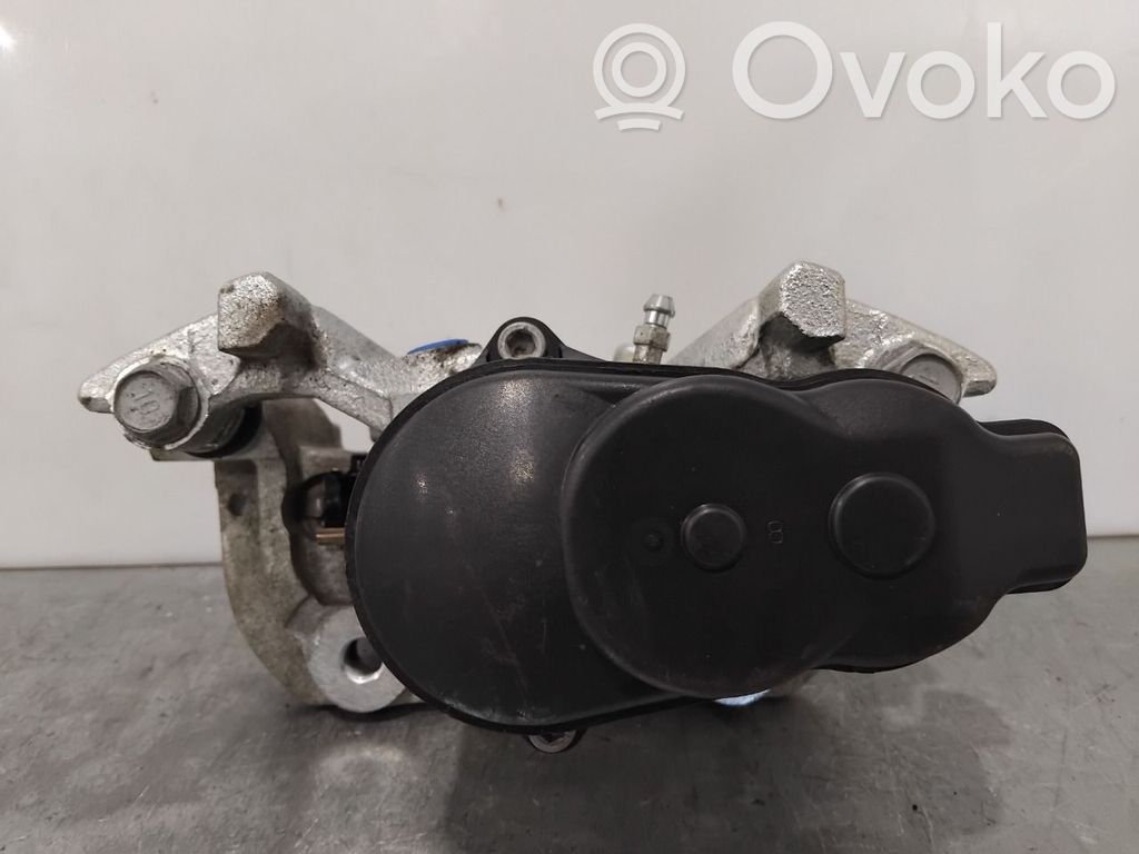 Toyota Yaris Cross Tylny zacisk hamulcowy 