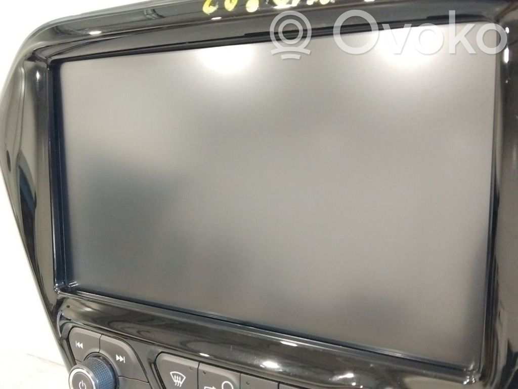 Opel Ampera- E Head unit multimedia control 