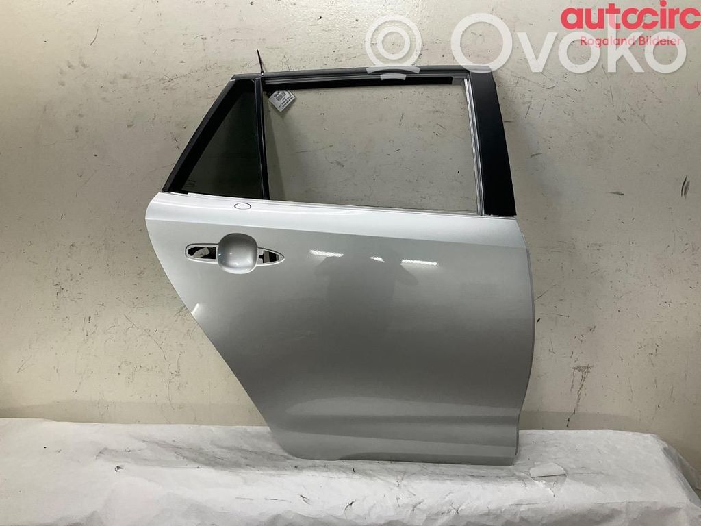 Toyota Corolla E210 E21 Galinės durys 