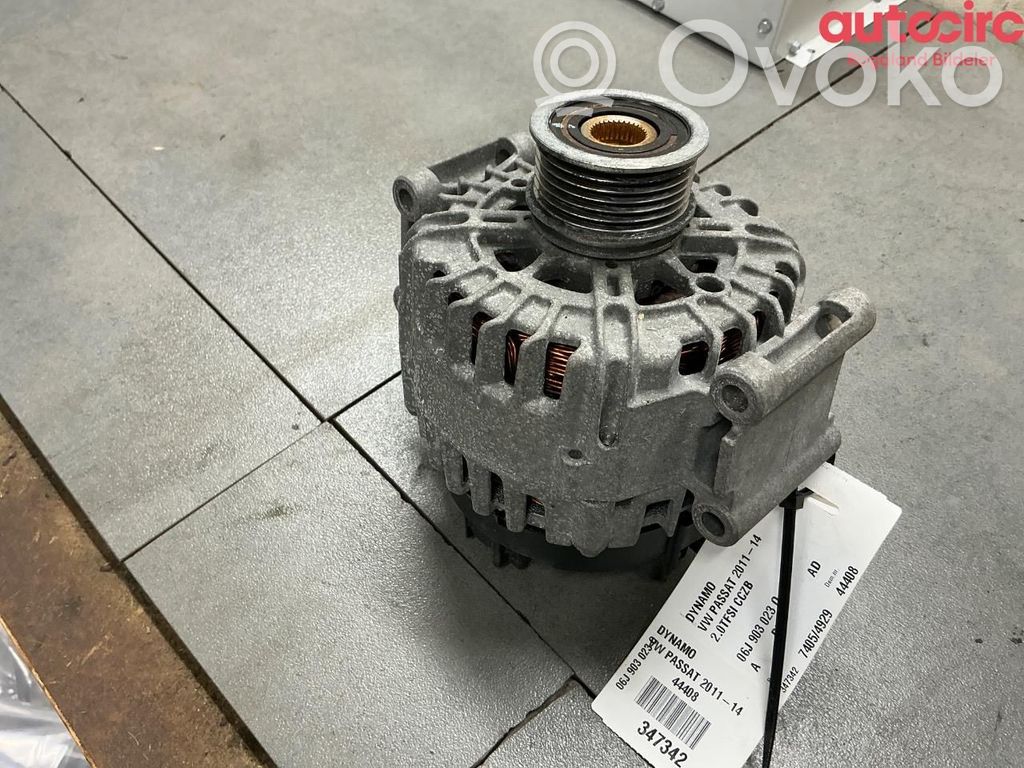 Volkswagen PASSAT B7 Generator/alternator 