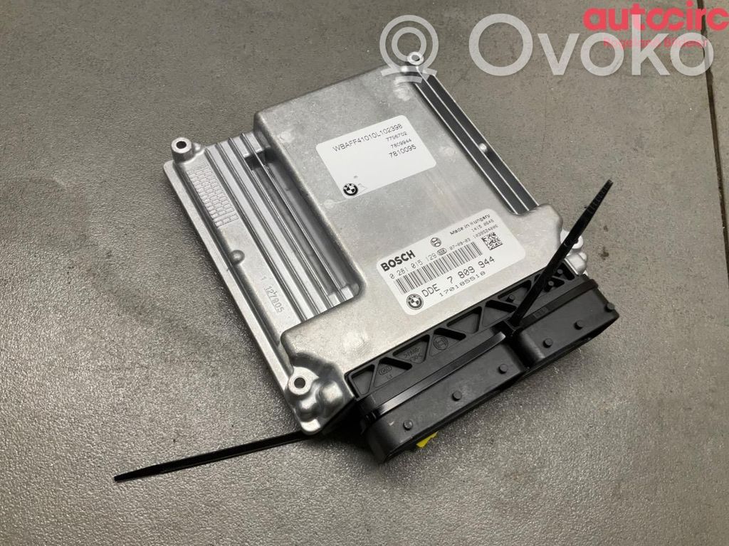 BMW X5 E70 Engine control unit/module ECU 