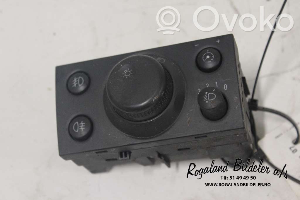 Opel Vectra C Light switch 