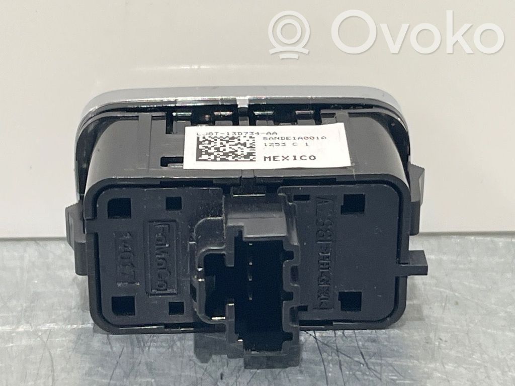 Ford Mustang Mach-E Botón interruptor de luz de peligro 
