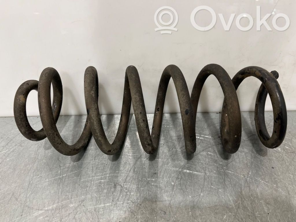 Nissan Qashqai Flanșă cauciuc arc elicoidal spate 