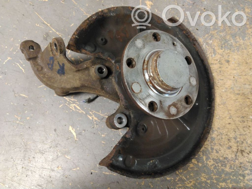 Olka-akselin laakeripesä   5Q0505436F,5Q0505436F