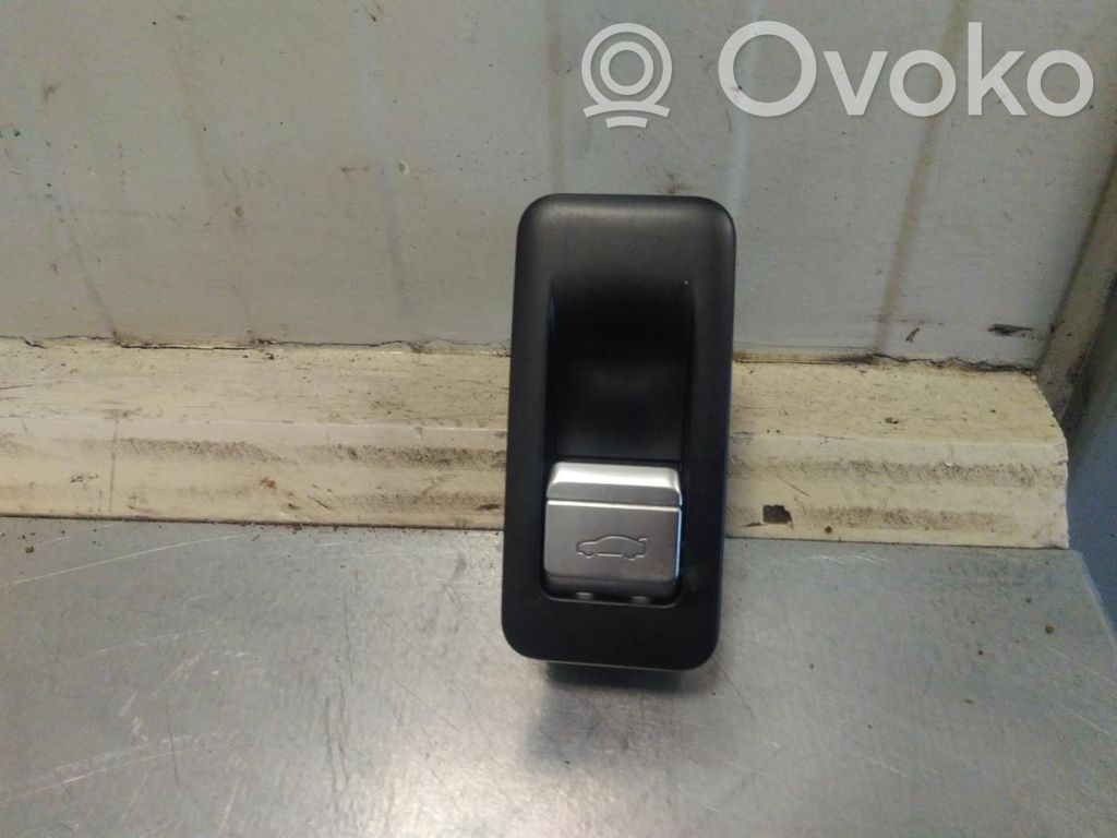 Interruptor para abrir la puerta trasera   HC3772060F,HC3772060F