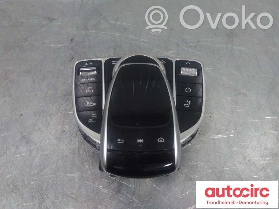 Mercedes-Benz E W213 Panel / Radioodtwarzacz CD/DVD/GPS 