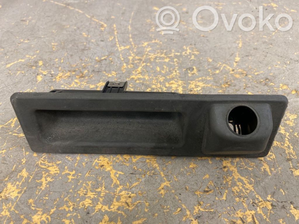 BMW X1 F48 F49 Tailgate opening switch 