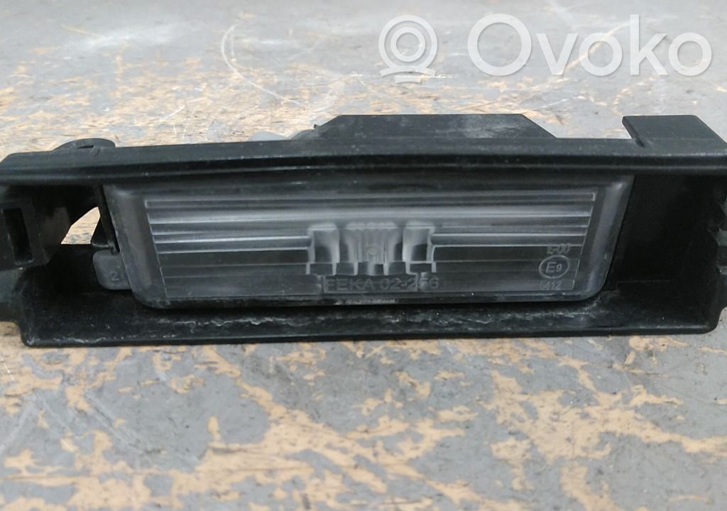 Toyota Auris E180 Éclairage de plaque d'immatriculation 