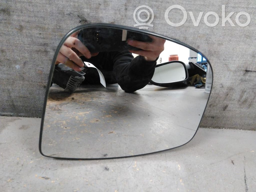 Peugeot Partner Wing mirror glass 